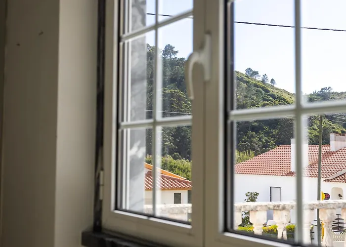 Drop In Ericeira בית הארחה Santo Isidoro